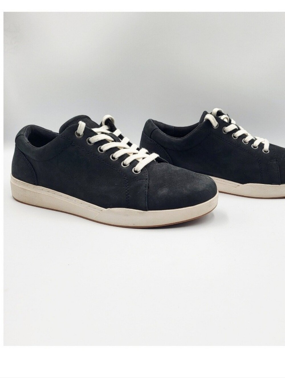 ABEO Addie Black Nubuck Leather Lace-Up Cushioned Casual Sneakers Women's 6.5